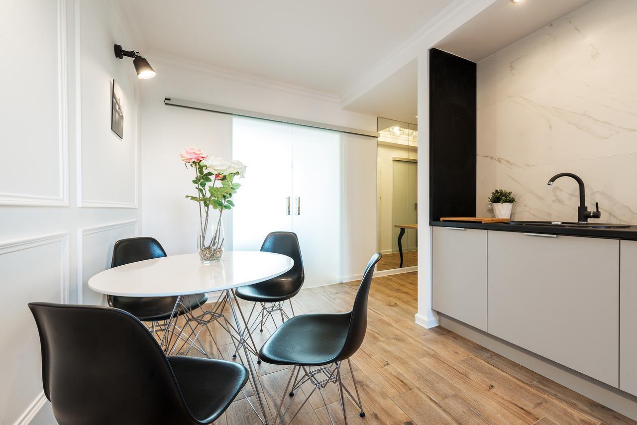 P&O Apartments Emilii Plater Варшава Екстериор снимка